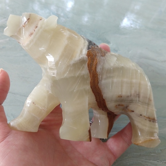 Incredible genuine yellow Onyx hand carved bear - Picture 5 of 8